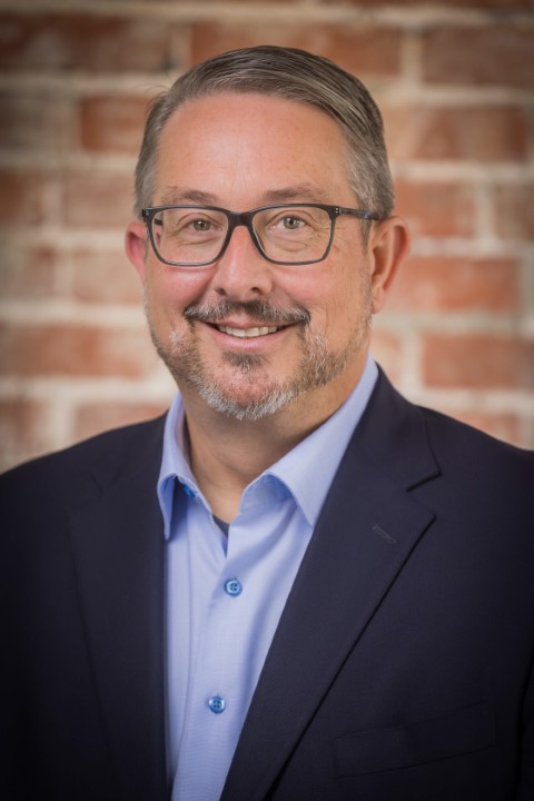 Chuck Peters